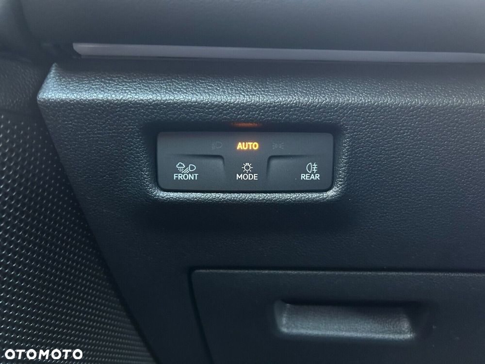 Volkswagen Tiguan - 24