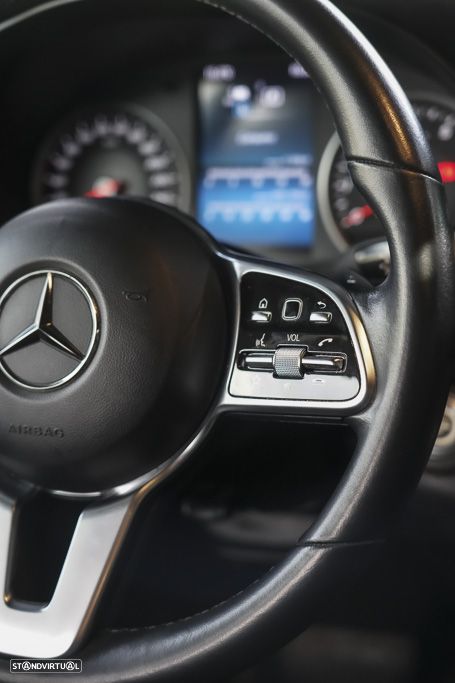 Mercedes-Benz GLC 300 e Coupe 4Matic 9G-TRONIC Avantgarde Advanced - 33