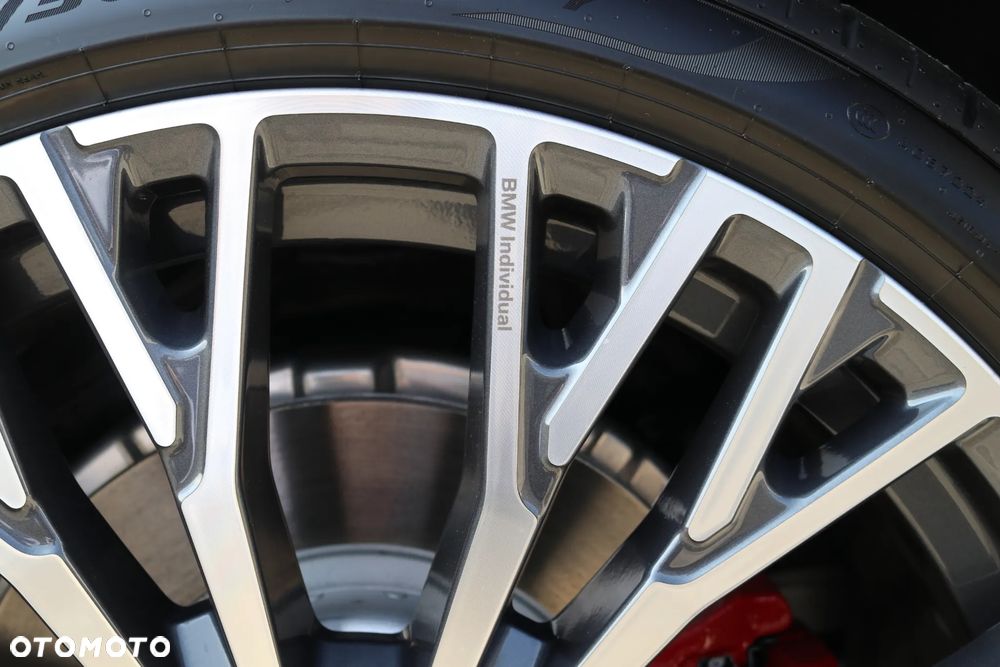 BMW X6M - 12