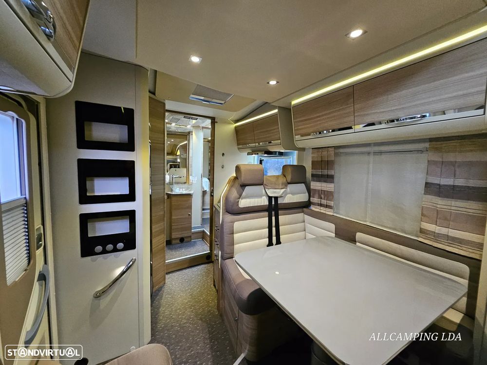 Adria Matrix M670SBC 50 YEARS 5 LUGARES DE LIVRETE CAMA CENTRAL + BASCULANTE - 21