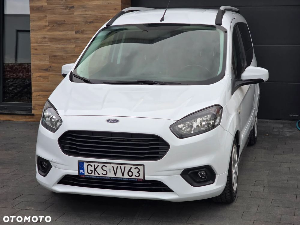 Ford Tourneo Courier 1.5 TDCi Titanium - 1