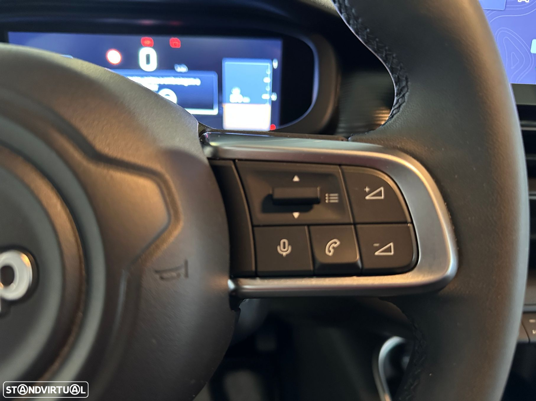 Jeep Avenger 1.2 GSE T3 Altitude - 19