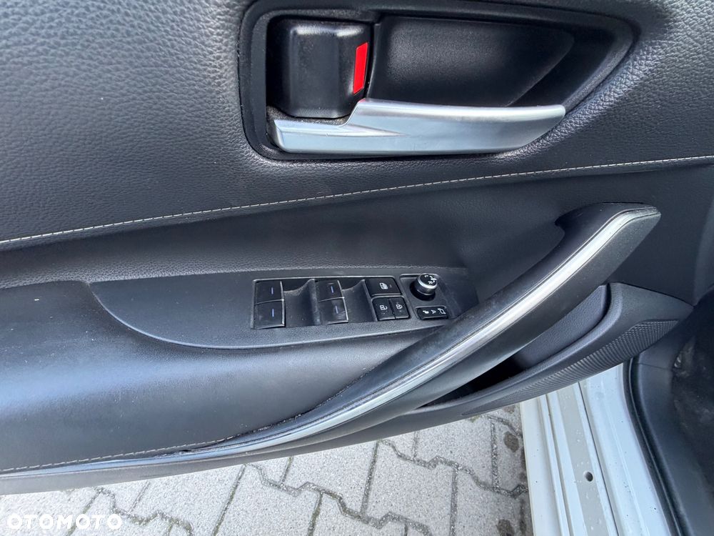 Suzuki Swace 1.8 Hybrid CVT Comfort+ - 15