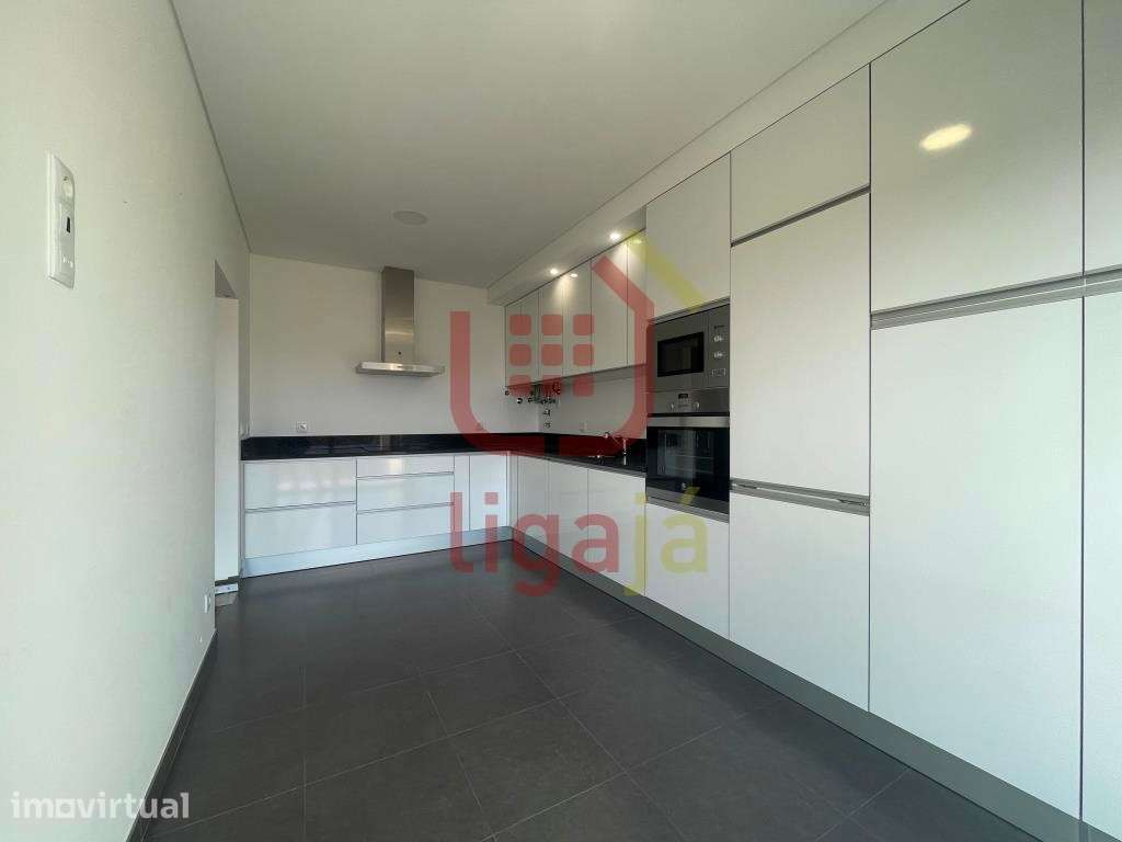 T2 Duplex, garagem, Ourém! - Grande imagem: 3/25