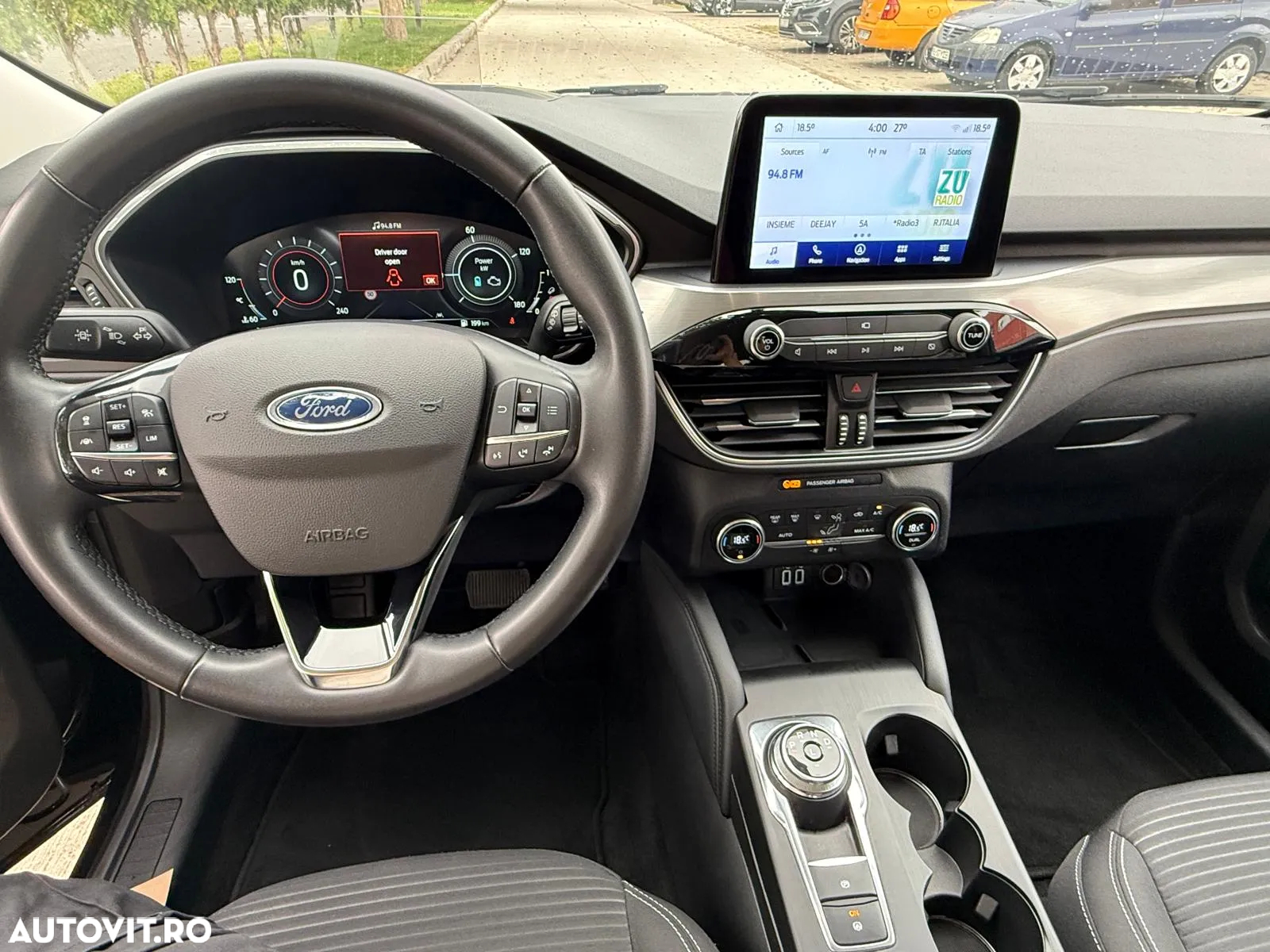 Ford Kuga 2.5 Duratec FWD FHEV Titanium - 9