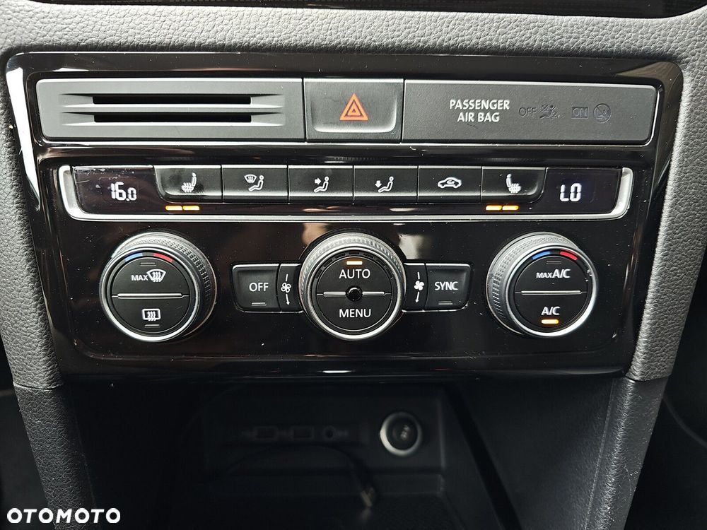 Volkswagen Golf Sportsvan - 27