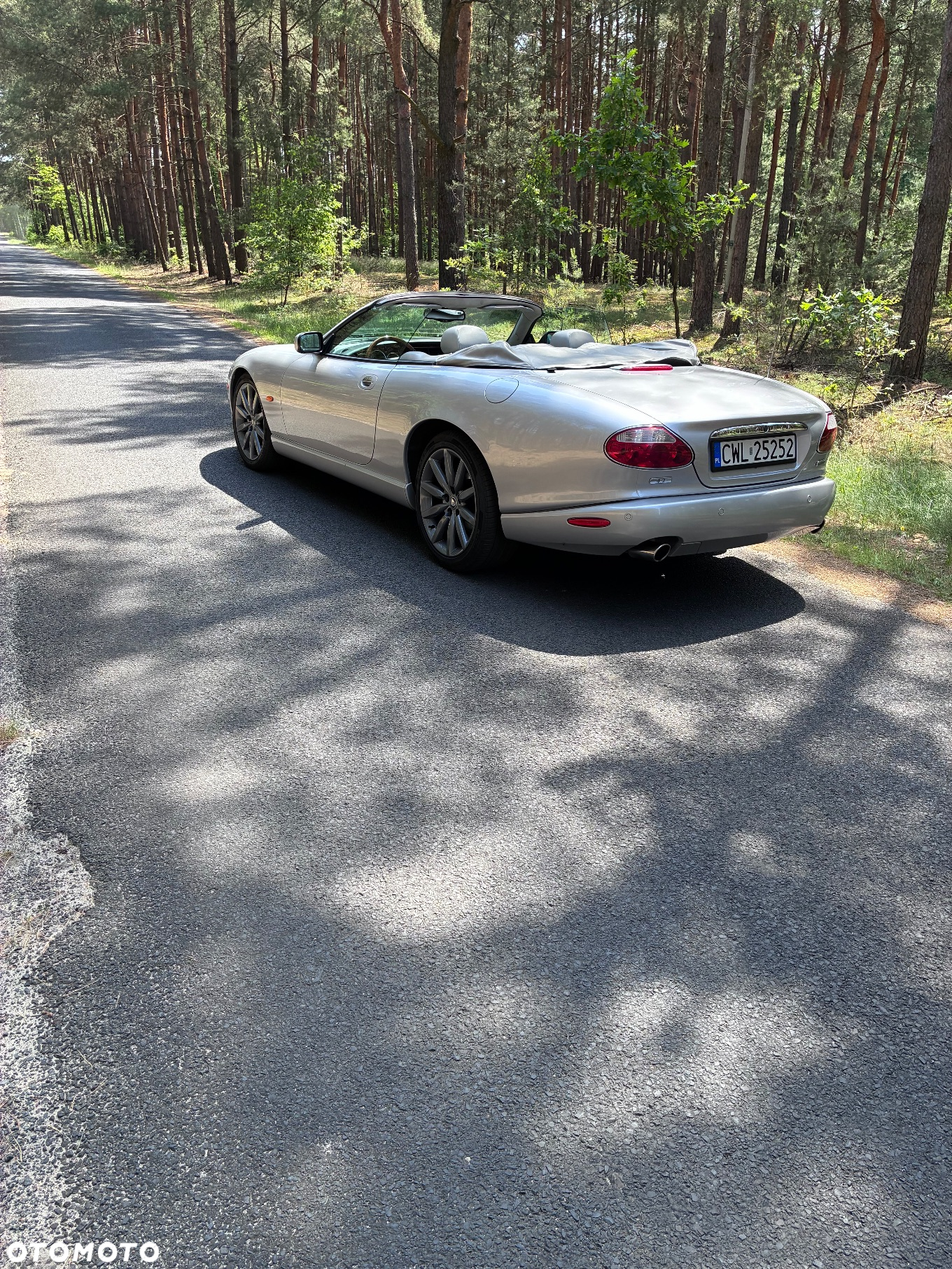Jaguar XK8 Cabriolet - 25
