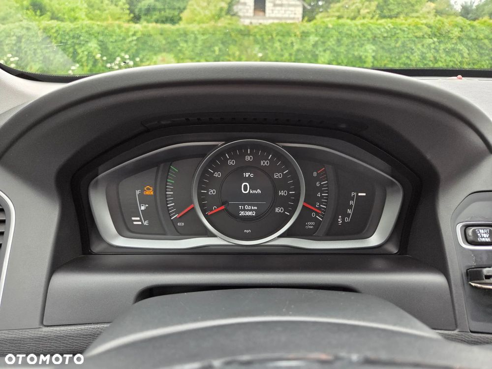 Volvo XC 60 T5 AWD Drive-E Momentum - 14