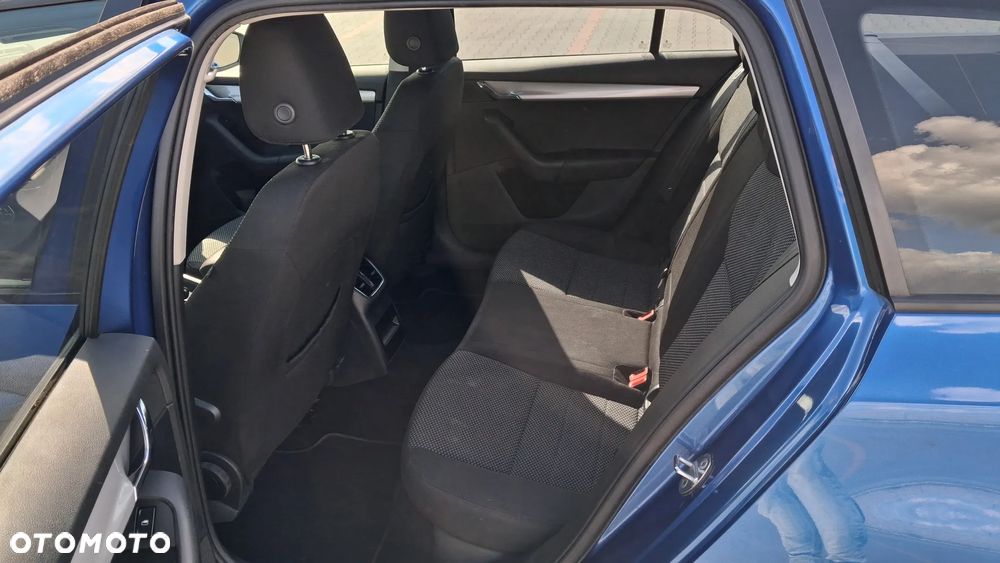 Skoda Octavia 1.6 TDI Ambition - 11