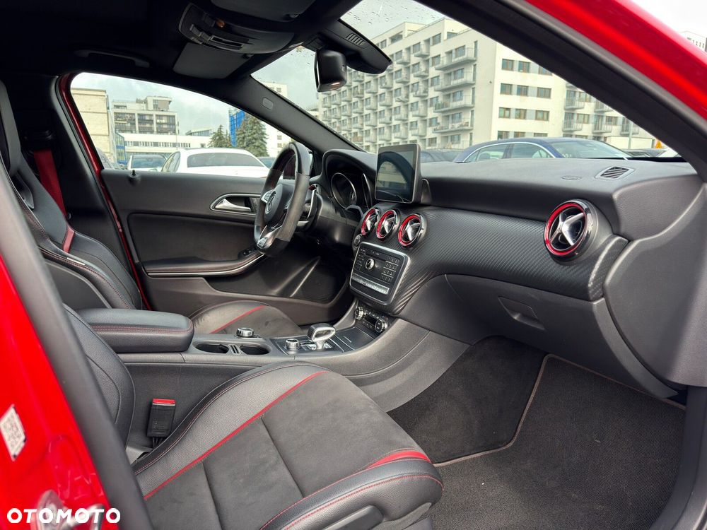 Mercedes-Benz Klasa A AMG 45 4-Matic - 25