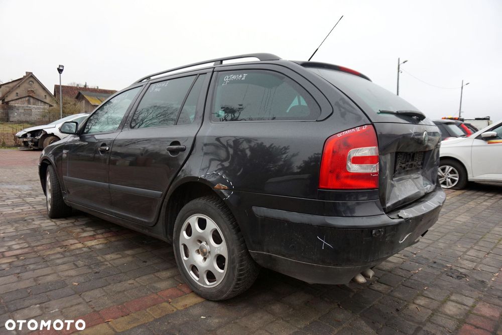 SKODA OCTAVIA II LIFT KOMBI 2008 9910 2.0 TDI BMM 140KM KNS CZARNY na części - 3