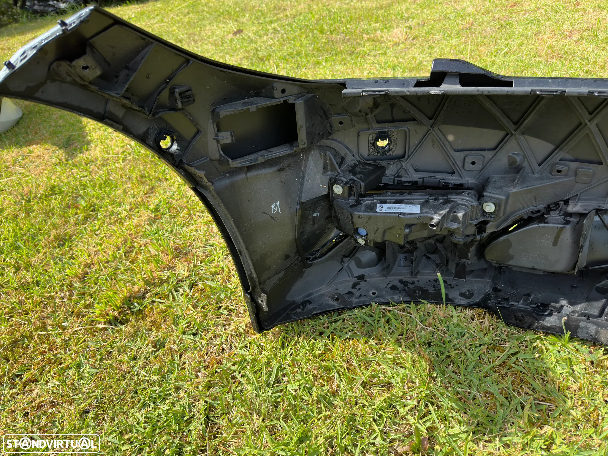 Parachoques BMW G20 Originais Branco/Preto/Cinzento Frente e Trás - 25