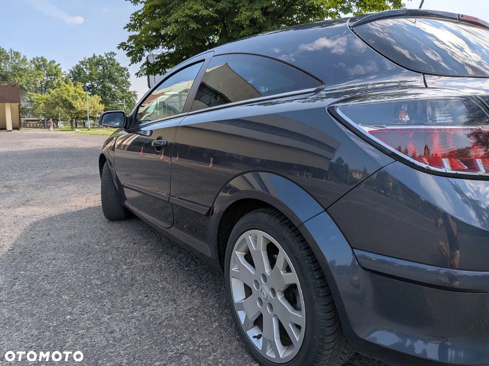 Opel Astra 1.7 CDTI Cosmo - 9