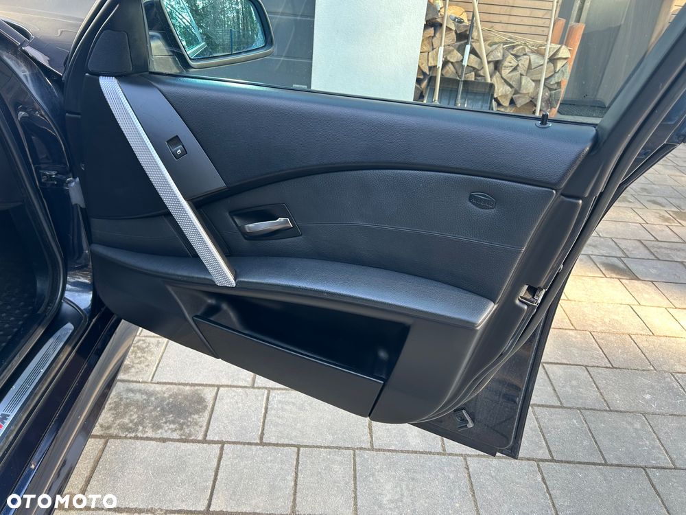 BMW Seria 5 525i - 19