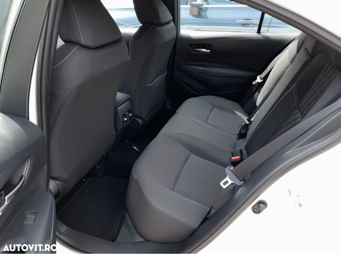 Toyota Corolla - 6