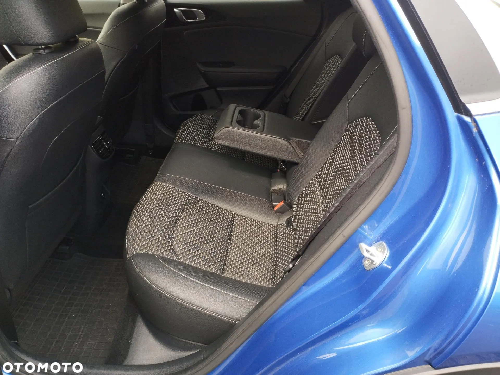 Kia XCeed 1.5 T-GDI Business Line DCT - 20
