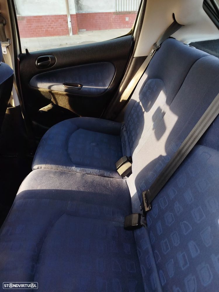 Peugeot 206 1.4 HDi XR - 24