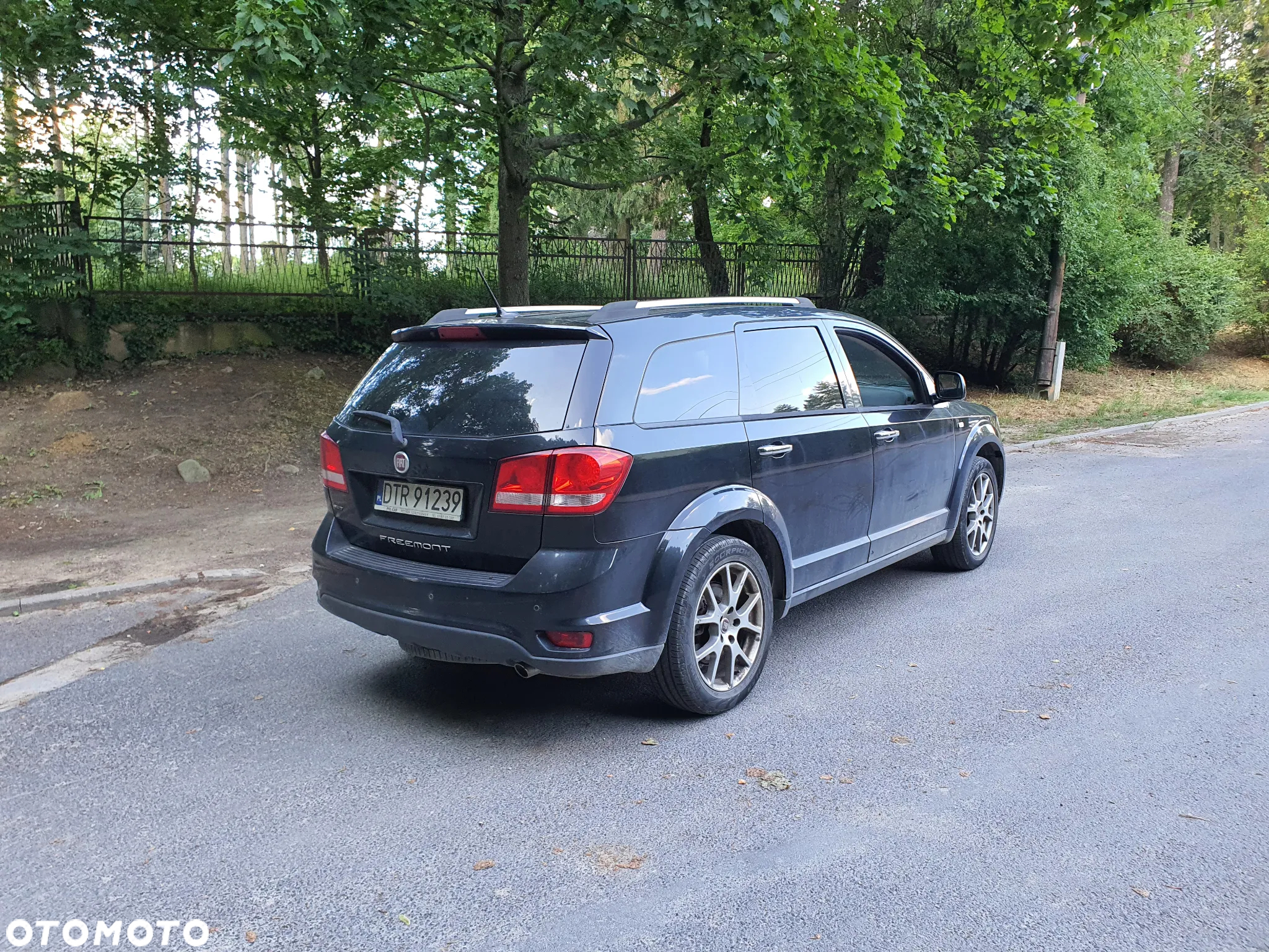 Fiat Freemont 2.0 Multijet Black Code AWD - 4