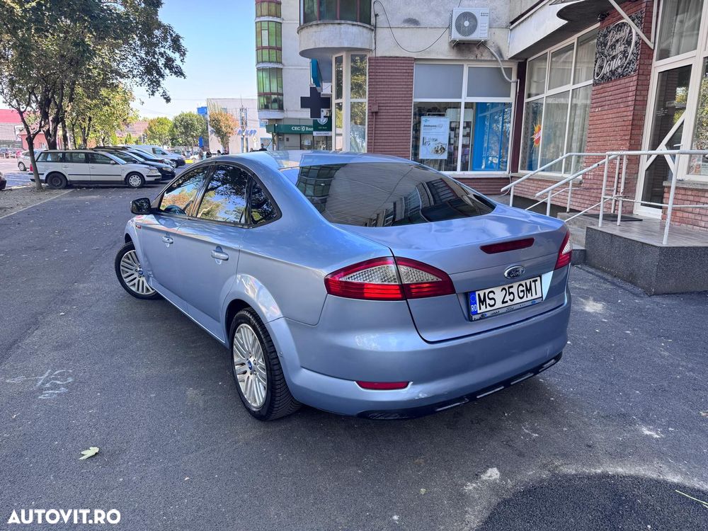 Ford Mondeo 2.0 TDCi Trend - 3