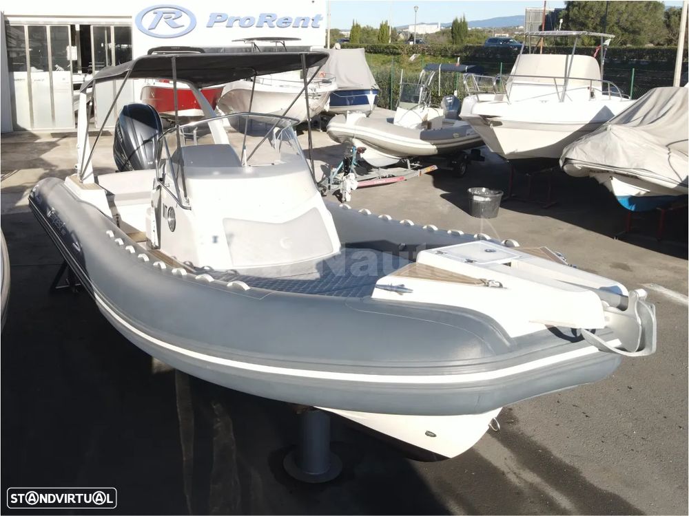 Capelli Tempest 850 Open - 2