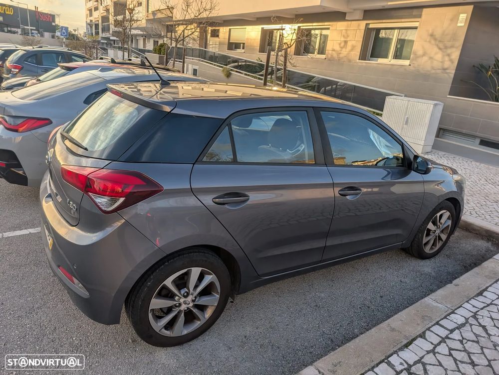 Hyundai i20 1.1 CRDi Access+Bluetooth - 5