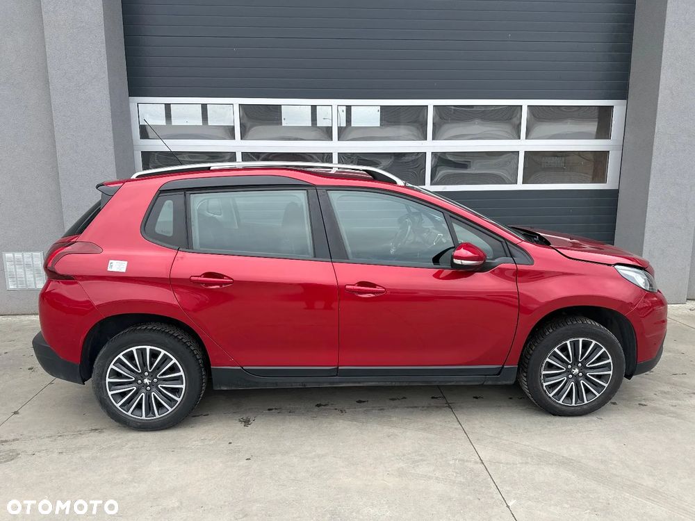 Peugeot 2008 1.2 Pure Tech Active - 1