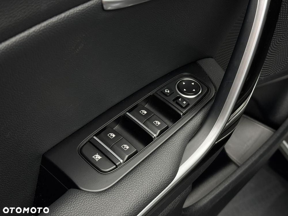 Kia XCeed 1.5 T-GDI Business Line DCT - 22