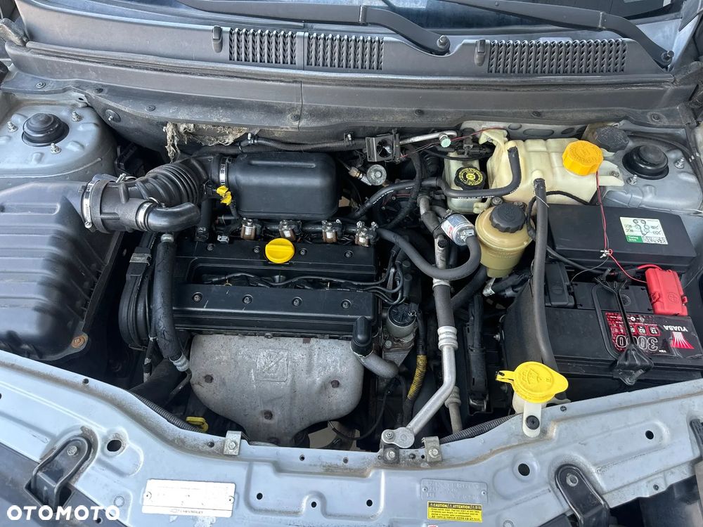 Chevrolet Captiva 2.4 LS - 5
