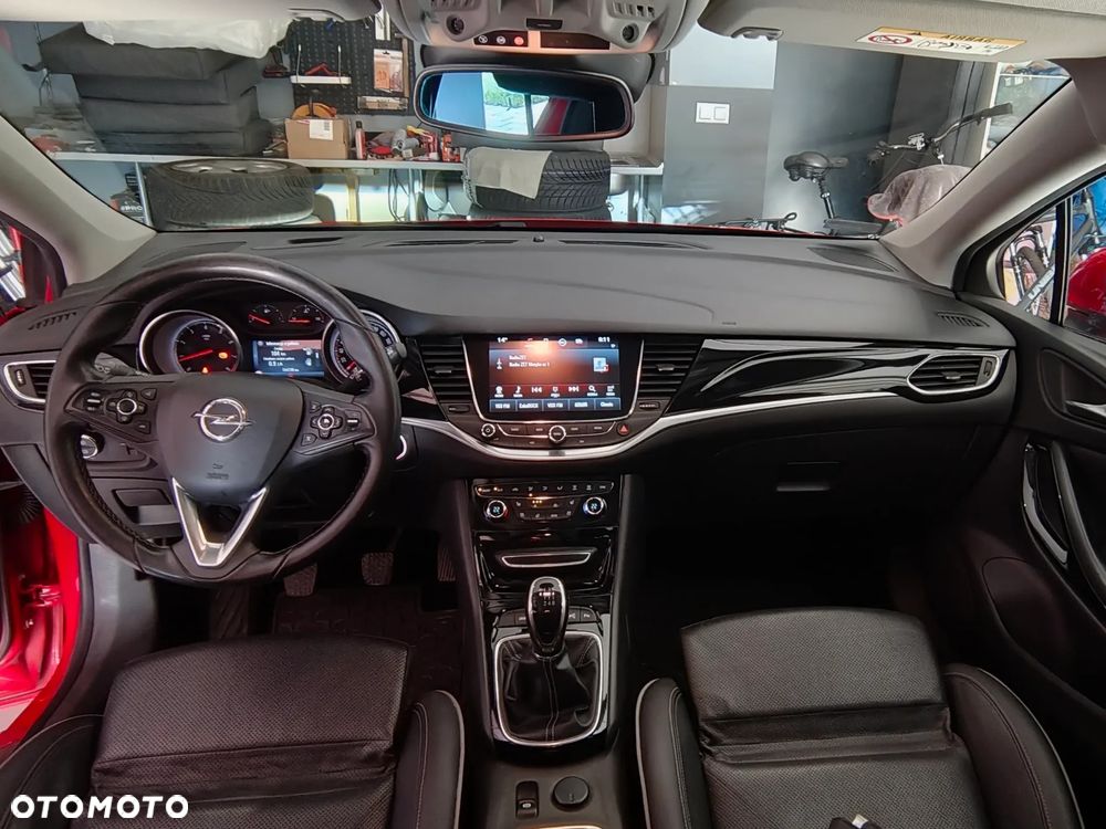 Opel Astra 1.4 T Elite - 30