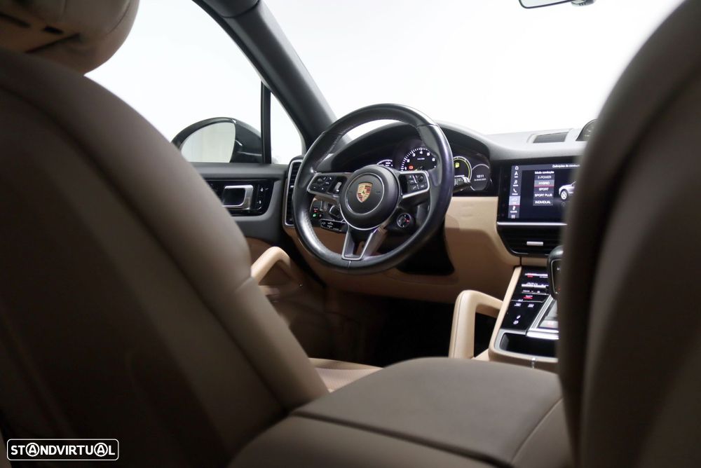 Porsche Cayenne E-Hybrid - 44