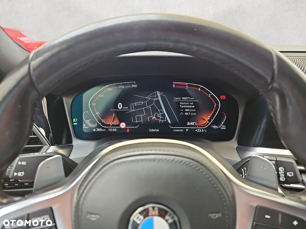 BMW Seria 3 320d xDrive - 12