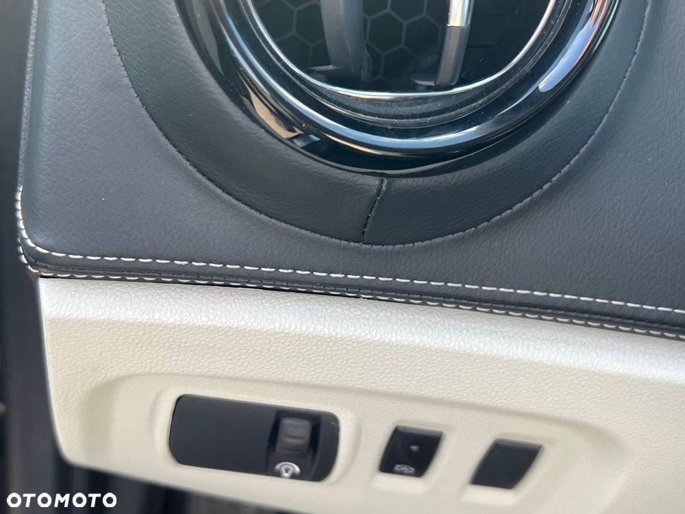 Renault Captur 1.2 Energy TCe Initiale Paris EDC - 23