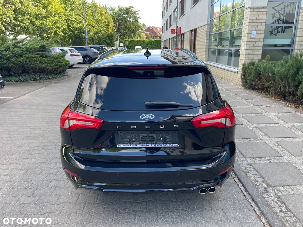 Ford Focus - 8