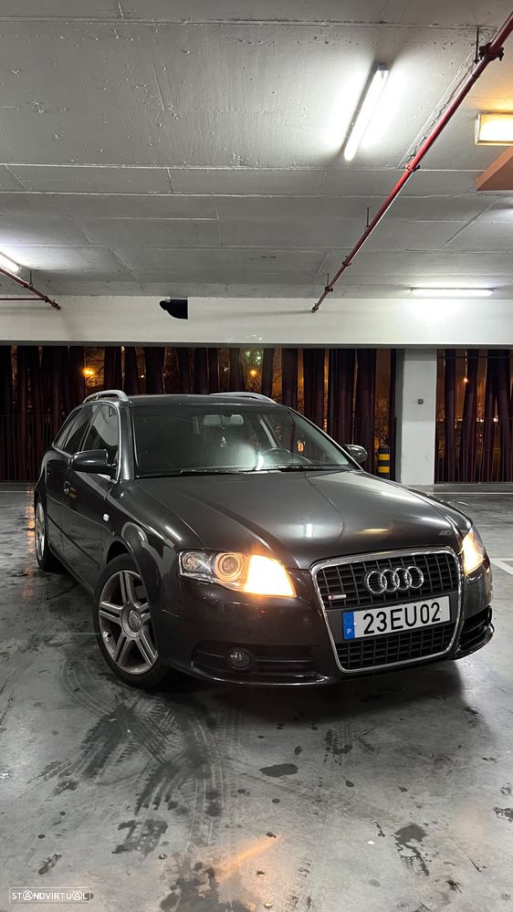 Audi A4 Avant 2.0 TDi S-line - 1