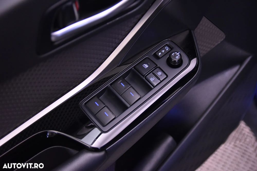 Toyota C-HR - 15
