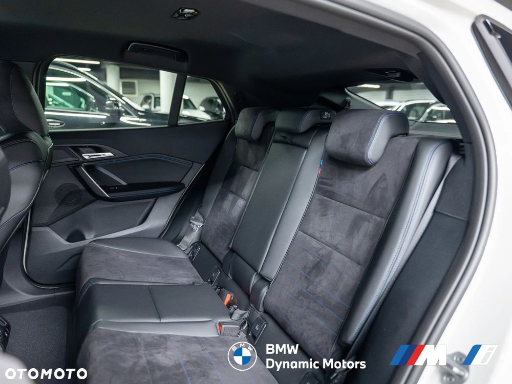 BMW iX2 eDrive20 - 25