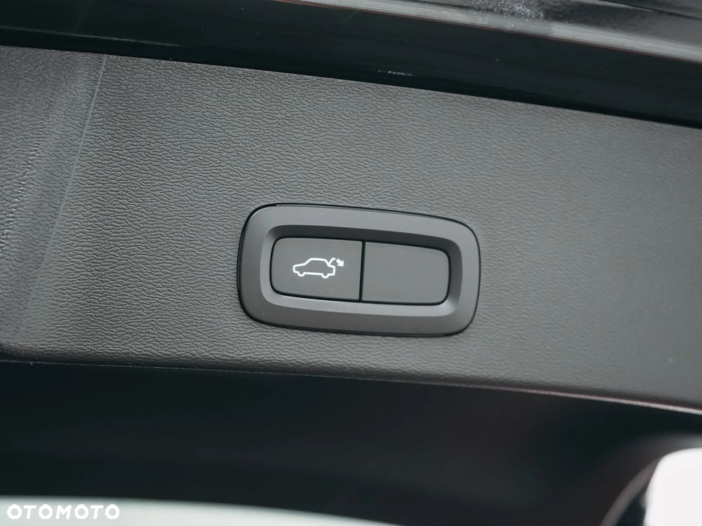 Volvo XC 40 D3 Momentum - 30