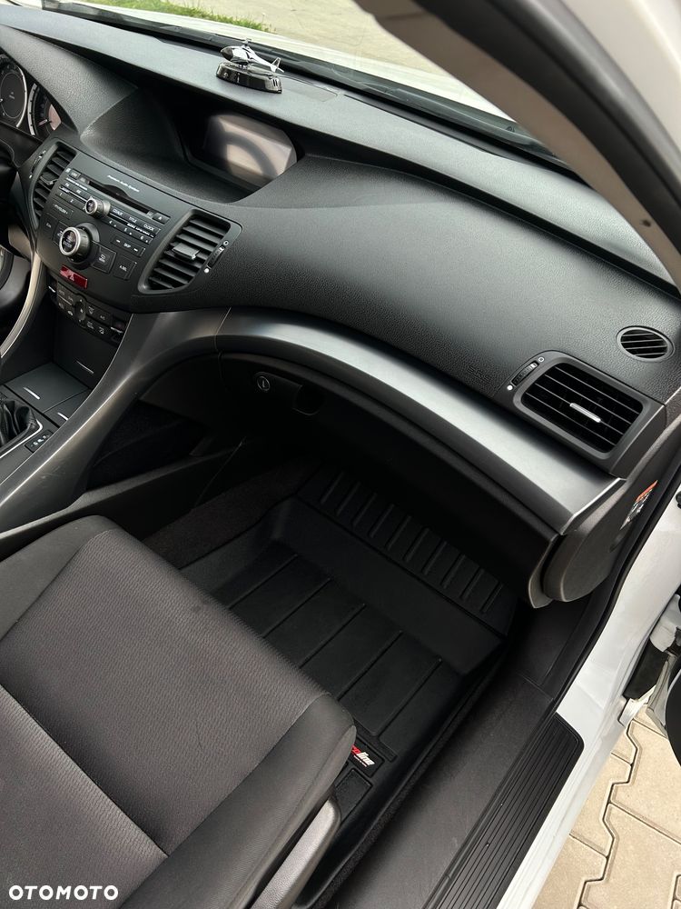 Honda Accord 2.0 Elegance - 19