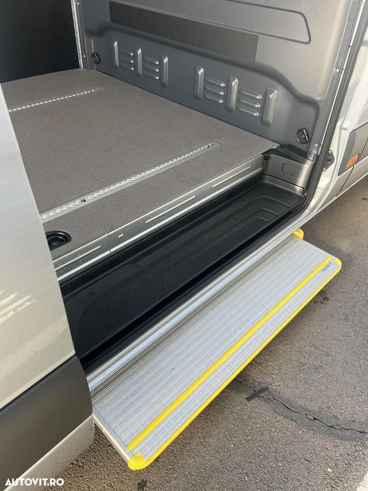 Mercedes-Benz Sprinter 319 CDI furgon Edition 30 - 9