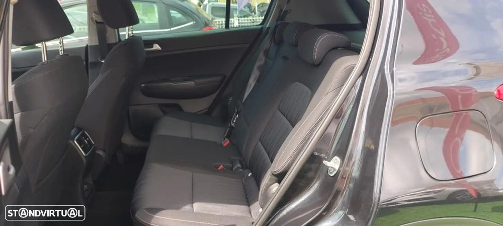 Kia Sportage 1.6 CRDI ISG SX - 19