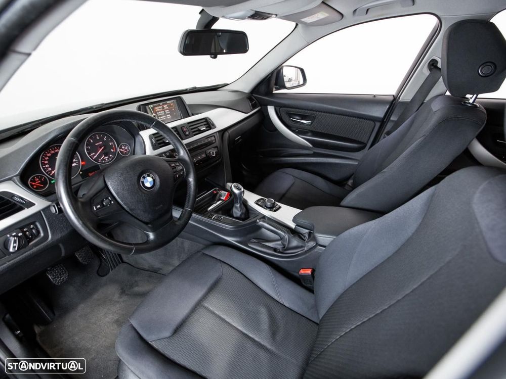 BMW 320 - 8