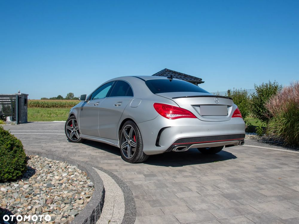 Mercedes-Benz CLA 250 4Matic 7G-DCT AMG Line - 6
