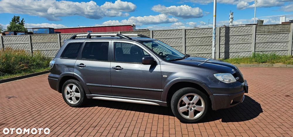 Mitsubishi Outlander 2.0 Comfort 4WD - 3
