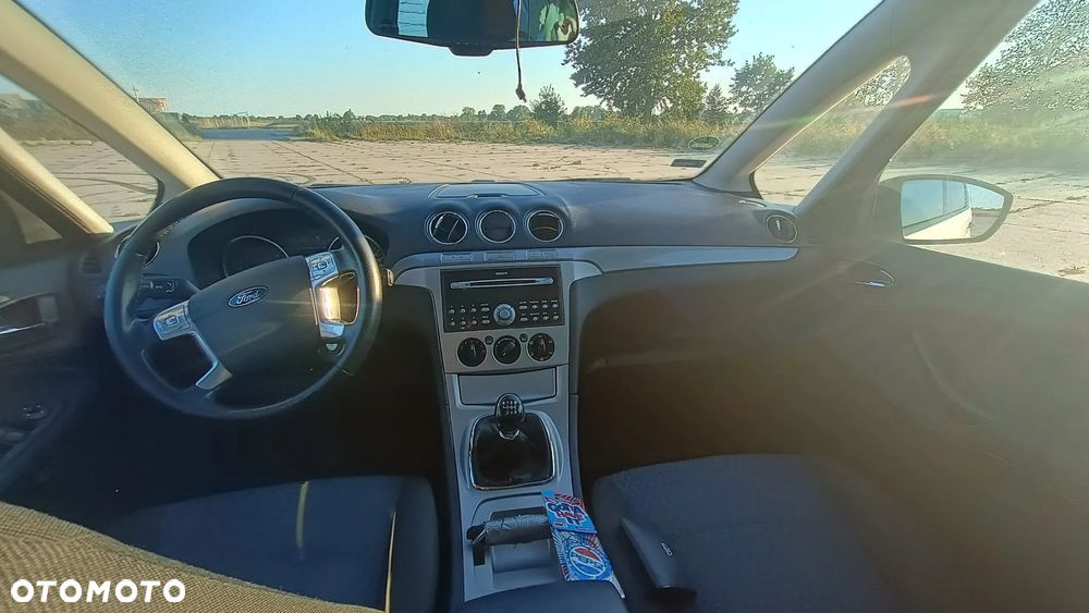 Ford S-Max - 7