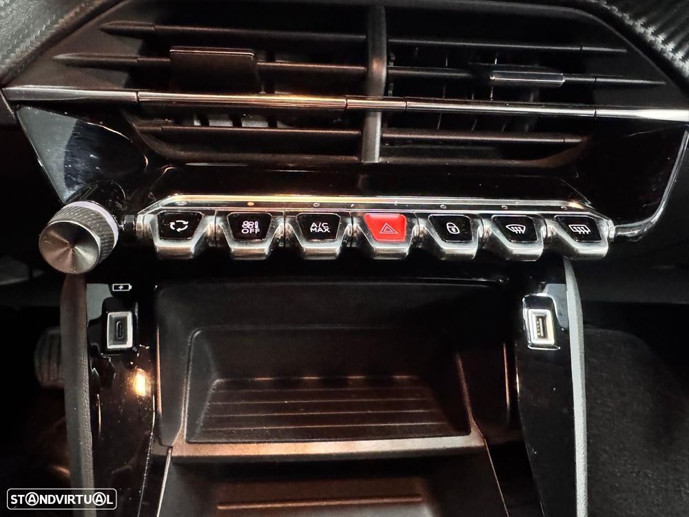 Peugeot 208 1.2 PureTech Active - 21