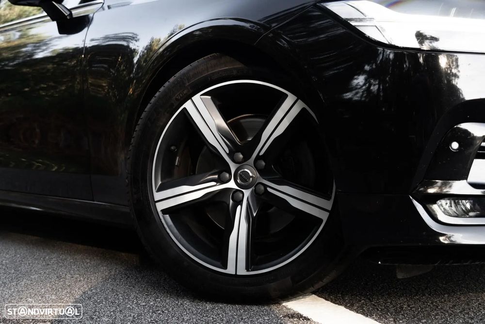 Volvo V90 2.0 D4 R-Design Geartronic - 26