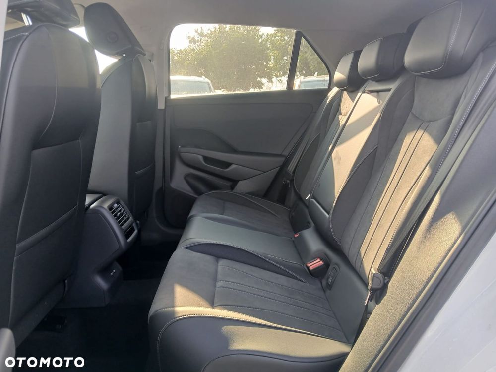 Volkswagen T-Roc 1.5 eTSI Style DSG - 9