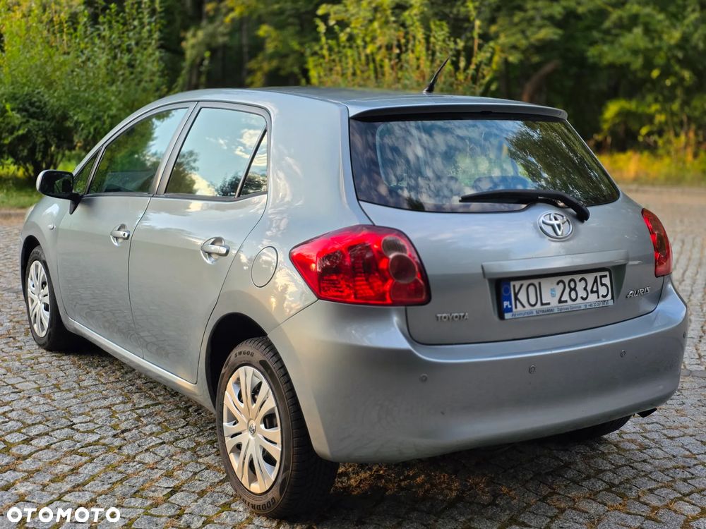 Toyota Auris 2.0 D-4D - 7