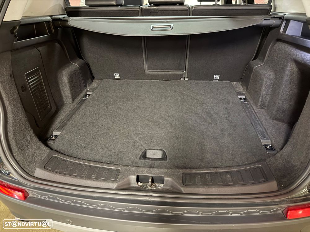 Land Rover Discovery Sport 2.0 TD4 HSE - 16