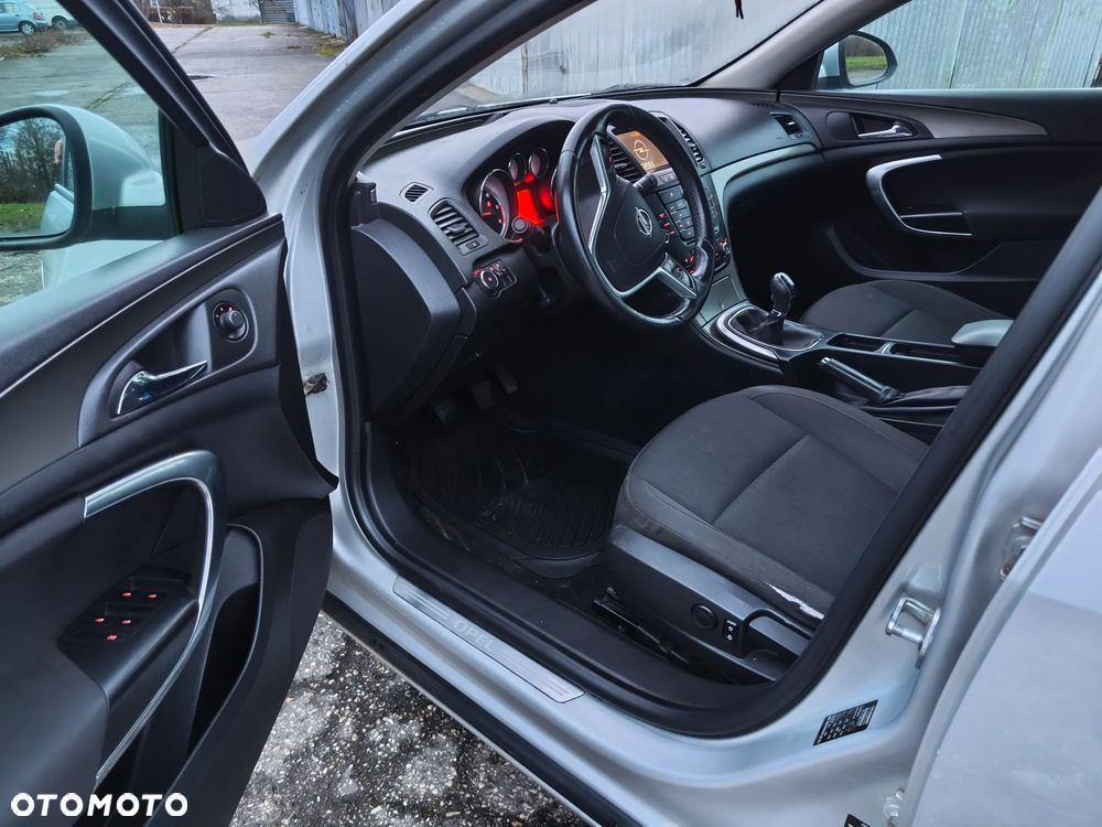 Opel Insignia 2.0 CDTI - 8